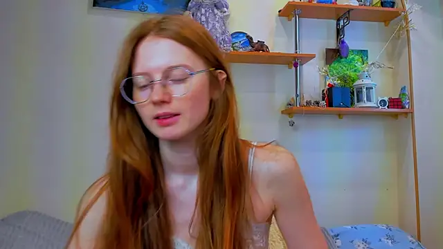 Snapshot of Fire_Luna chatting on 02.18.26 Fire Luna online show from 02.18.26