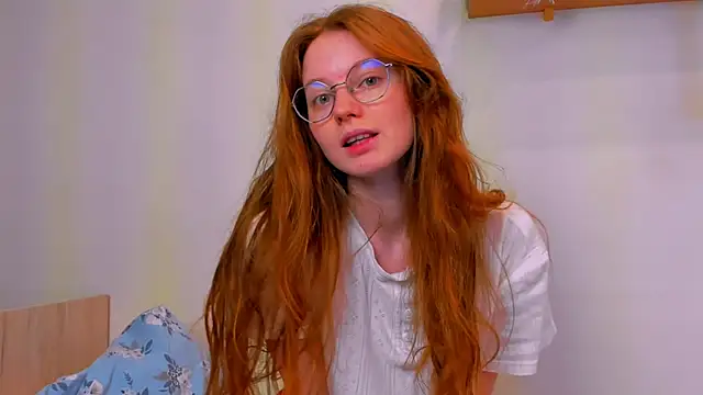 Snapshot of Fire_Luna chatting on 02.25.26 Fire Luna online show from 02.25.26