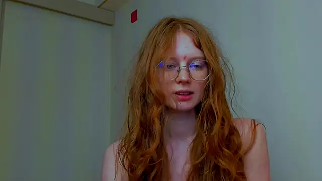 Fire Luna online show from 03.04.26