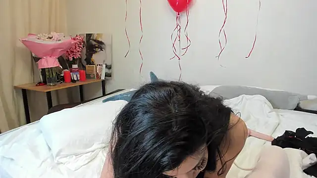 Shadow Dance online show from 02.15.25