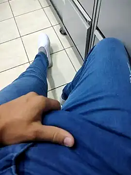 gatmoreno1 online show from 01.17.26