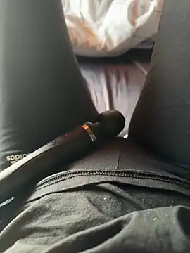 Ana-05 online show from 02.18.25