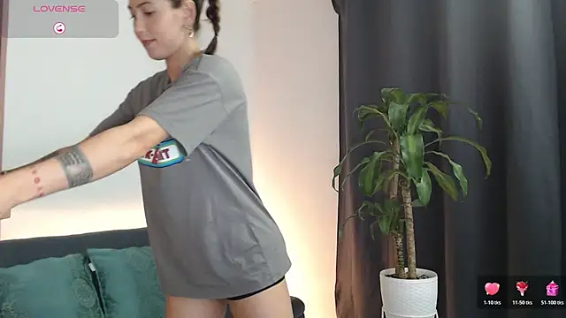 Snapshot of Susana_Rios11 chatting on 11.07.25 Susana Rios11 online show from 11.07.25