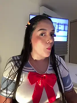 kenndall 21 online show from 10.28.25