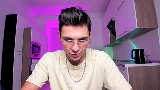 denlover1 online show from 12.05.24