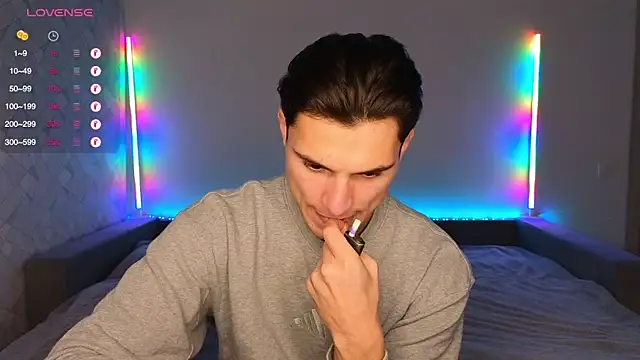 denlover1 online show from 11.21.25