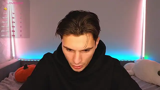 denlover1 online show from 11.25.25