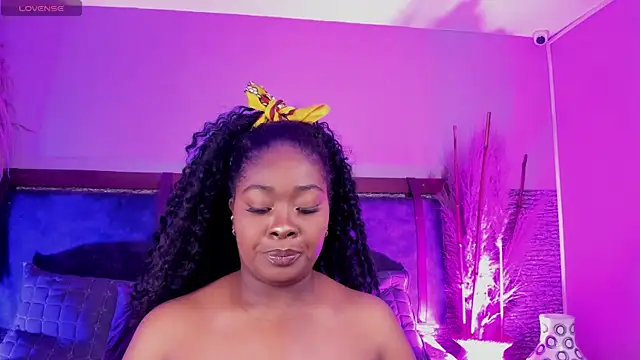 zoe 23  online show from 01.21.25