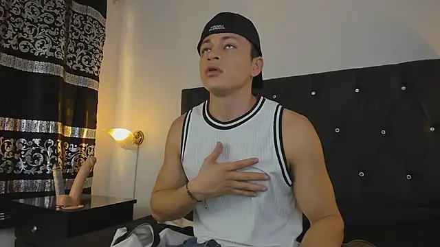 Snapshot of Angel_Cuervo chatting on 01.11.25 Angel Cuervo online show from 01.11.25