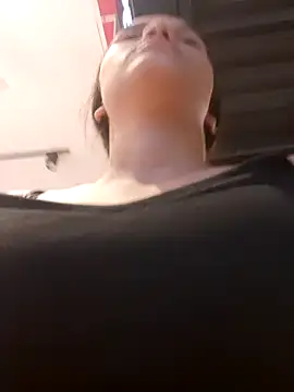 Snapshot of girl_milk1 chatting on 12.10.24 girl milk1 online show from 12.10.24