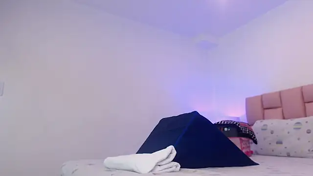 Zoe Vixen online show from 12.30.24