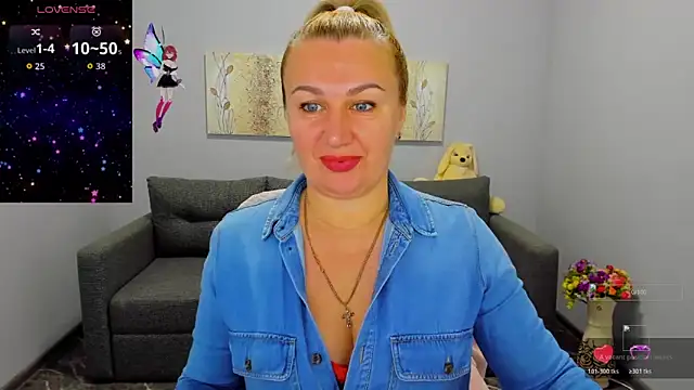 Lili Crossi online show from 11.05.25