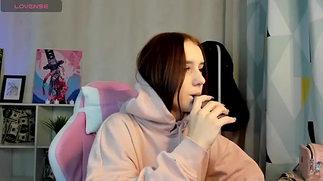 Tonya Gray online show from 12.26.24