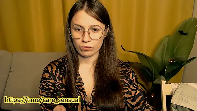 M Sensual online show from 12.04.24