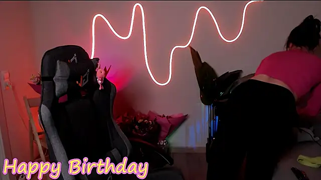 M Sensual online show from 04.15.26