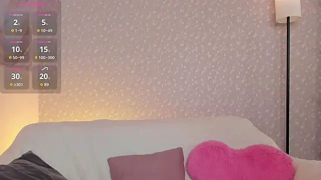 Linablueeyed online show from 10.06.25