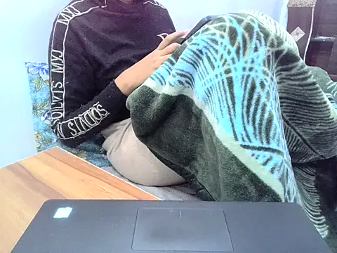 DOLL CUTY online show from 12.04.25