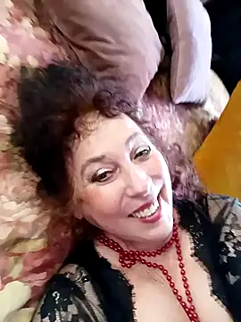 GypsyEsmeralda online show from 01.04.25
