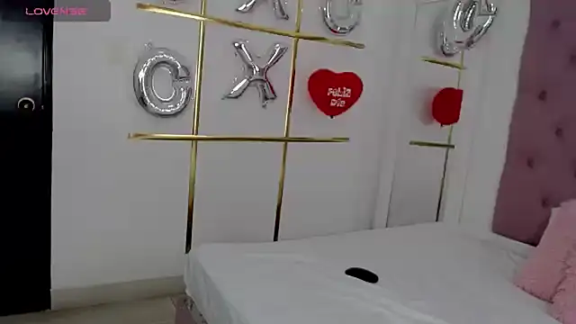 Snapshot of CATALAIA_STOMM chatting on 02.22.25 CATALAIA STOMM online show from 02.22.25