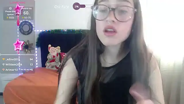 Snapshot of zoe_sweet5 chatting on 12.22.24 zoe sweet5 online show from 12.22.24