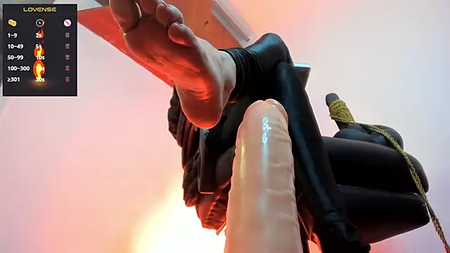 charlotte joliedart online show from 03.18.25