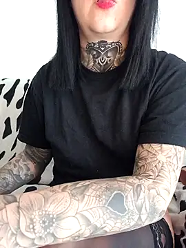 Your DirtyDoll online show from 02.10.26