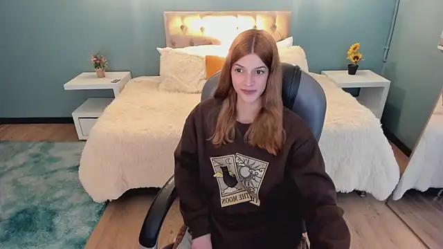 Nora Vennucci online show from 01.13.26