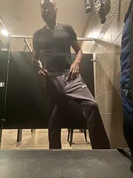 prettyrichie online show from 11.04.25