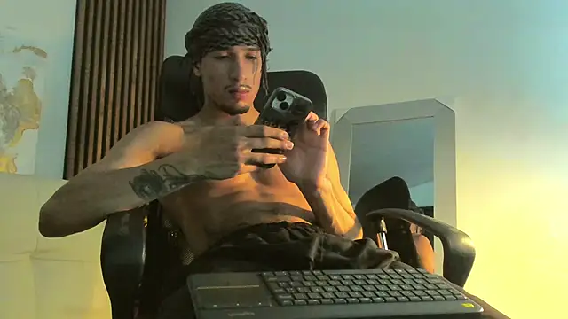 rafael stone online show from 03.04.25