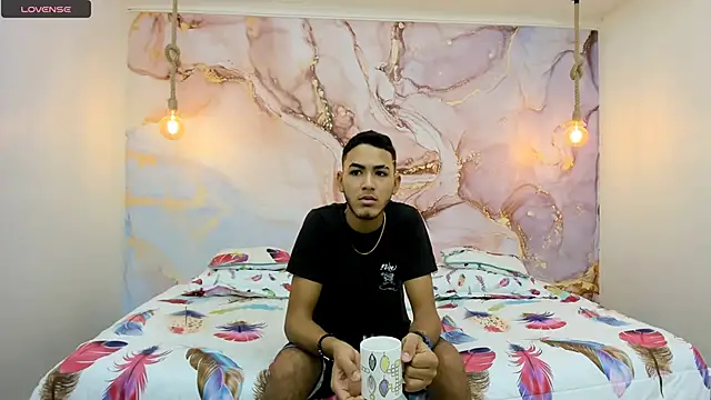 StrawwBoys online show from 12.11.24