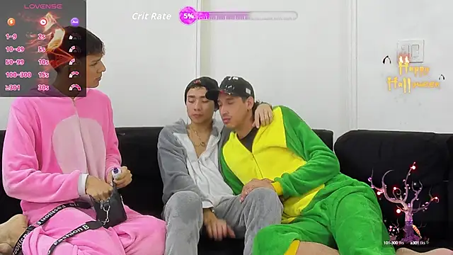 StrawwBoys online show from 10.25.25