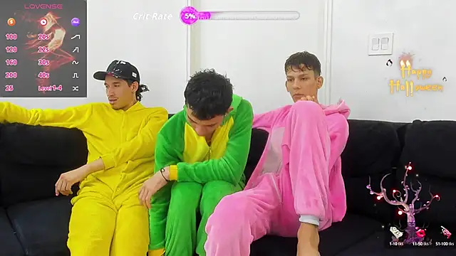 StrawwBoys online show from 11.07.25