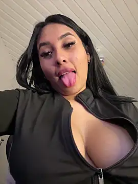 Anily Lovely online show from 01.24.25
