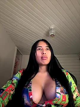 Anily Lovely online show from 10.22.25