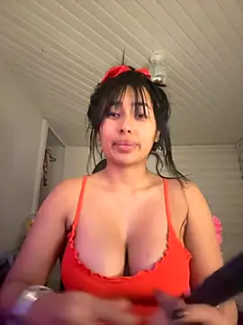 Anily Lovely online show from 10.27.25