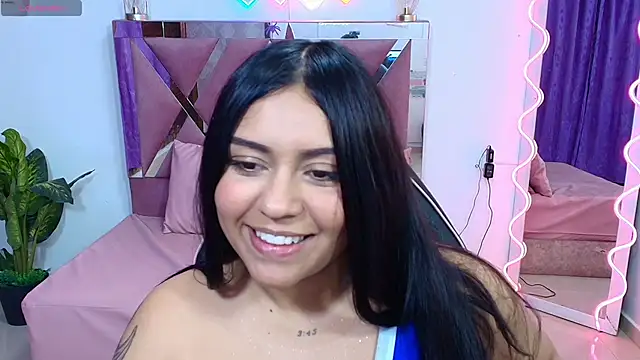 Snapshot of kendra_tay chatting on 10.18.25 kendra tay online show from 10.18.25