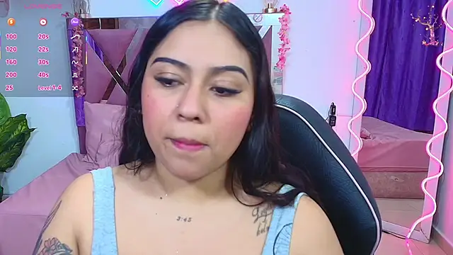 kendra tay online show from 11.18.25