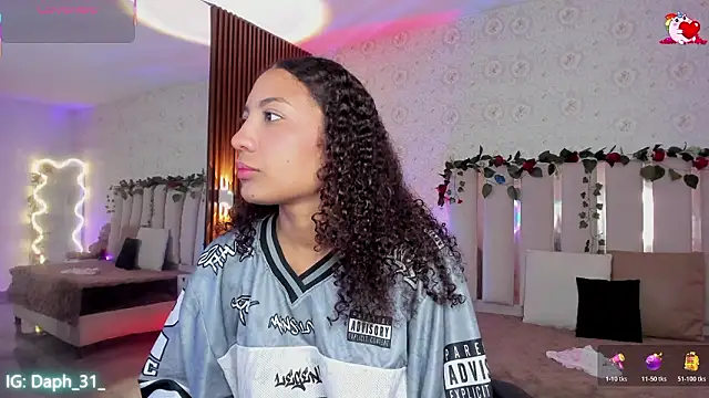 Daphnne tay online show from 02.19.26