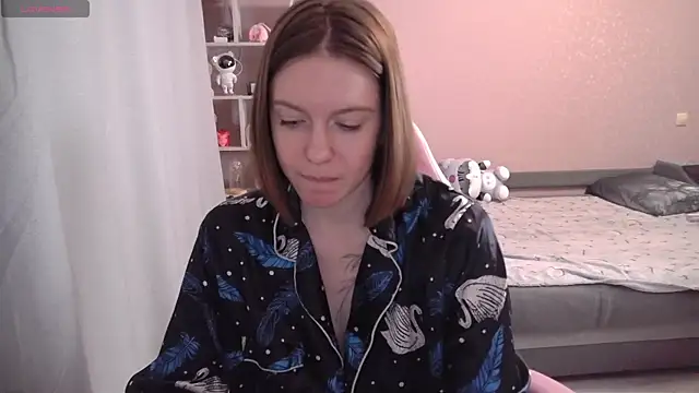 CassieJuice69 online show from 11.02.25