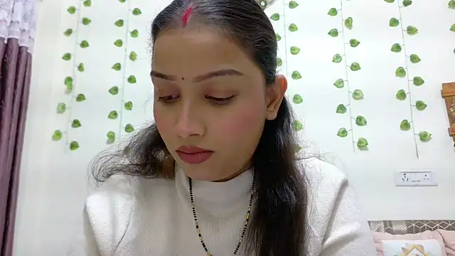 Aleena Rai online show from 11.28.25