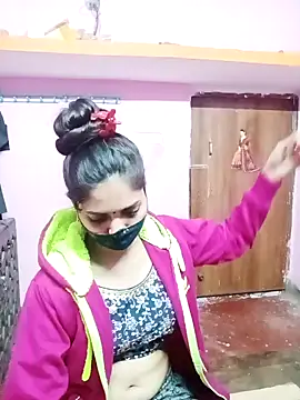 Cute-Simmi online show from 12.25.24