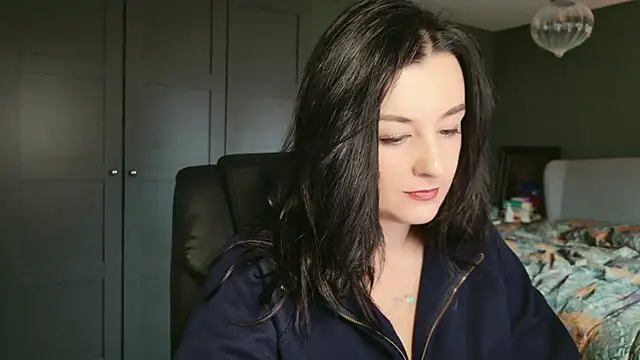 flatwhite0 online show from 01.08.26