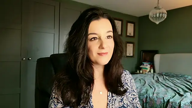 flatwhite0 online show from 02.10.26