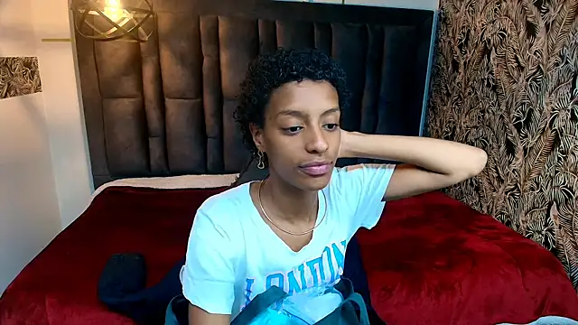 Snapshot of Zia_Green chatting on 05.13.26 Zia Green online show from 05.13.26