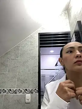 Amy Kiitty  online show from 04.10.26