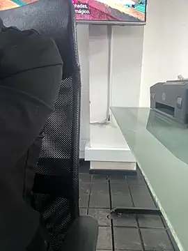 Amy Kiitty  online show from 04.17.26