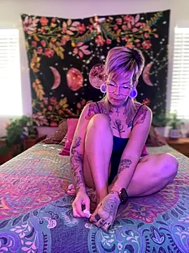 GoldieBakeman online show from 10.16.25