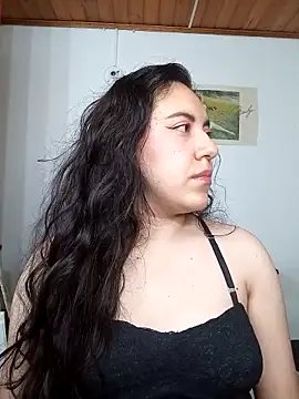 Emi chik online show from 12.18.25