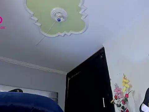 Snapshot of Eyleen_Santos chatting on 02.26.26 Eyleen Santos online show from 02.26.26