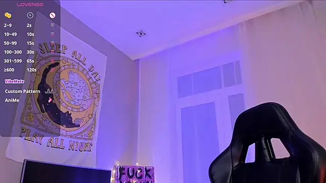 Snapshot of Marta_May_ chatting on 01.31.25 Marta May online show from 01.31.25